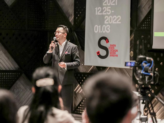 《艺术中国》专访高鹏：从最年轻馆长到创院院长，五年跻身全球排名